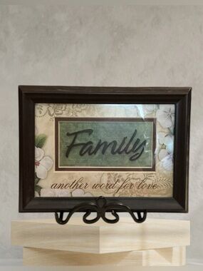 CELEBRATING HOME “FAMILY” WALL DECOR